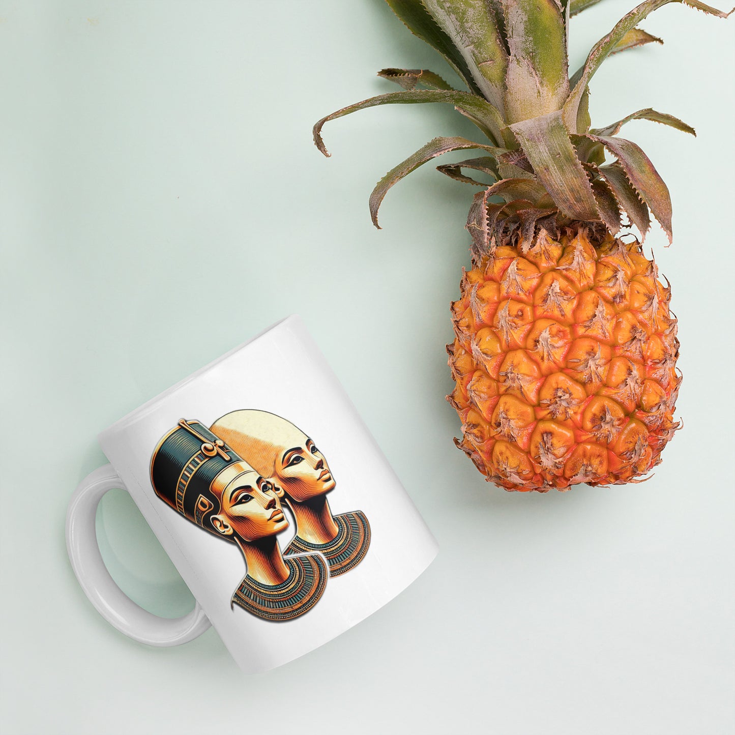 Taza Nefertiti